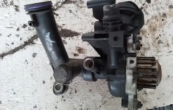 Volkswagen Golf VII Water pump