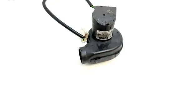 BMW X5 E53 Engine control unit/module fan 1745182