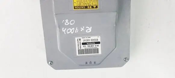 Lexus RX 330 - 350 - 400H Engine control unit/module 895404834199 8954048341