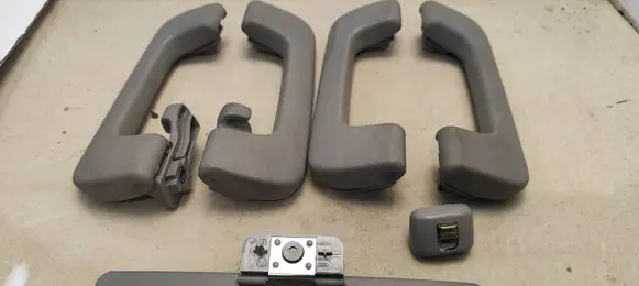 Audi A4 S4 B6 8E 8H Front interior roof grab handle 8E0857607 8E0857608 8E0857555