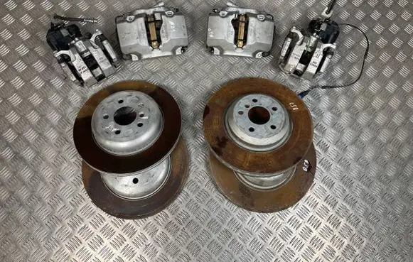BMW i4 Brake discs and calipers set 6885839 6885840 8832479