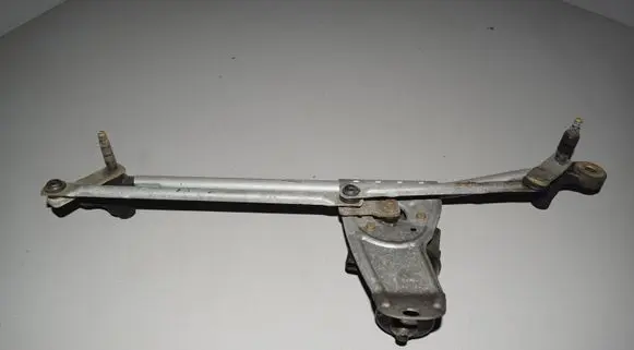 BMW X5 E53 Front wiper linkage 7046571