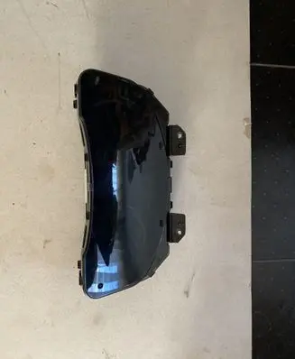 Toyota Avensis T270 Speedometer (instrument cluster)