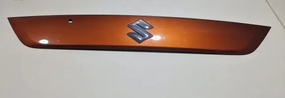 Suzuki SX4 S-Cross Trunk door license plate light bar 8394161M3