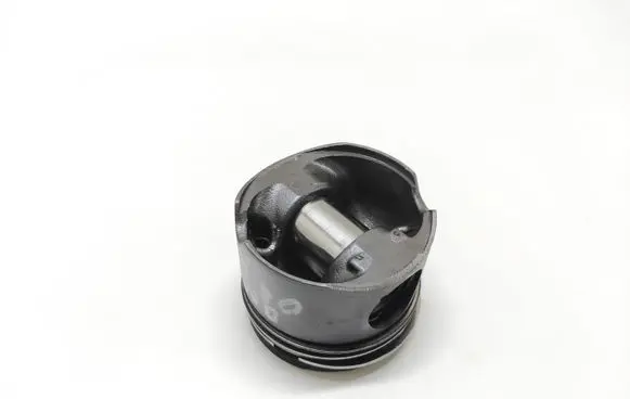 BMW 7 E65 E66 Piston 