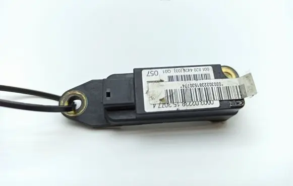 Mercedes-Benz C W203 Airbag deployment crash/impact sensor 001820442603