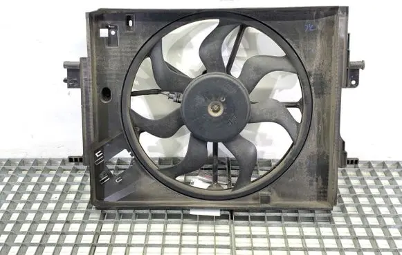 Renault Clio V Fan set T18539B