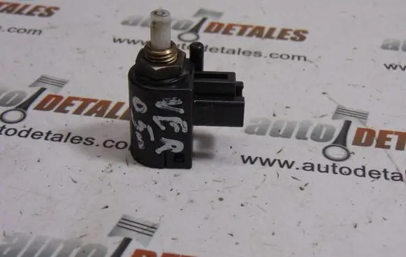 Toyota Corolla Verso AR10 Brake pedal sensor switch