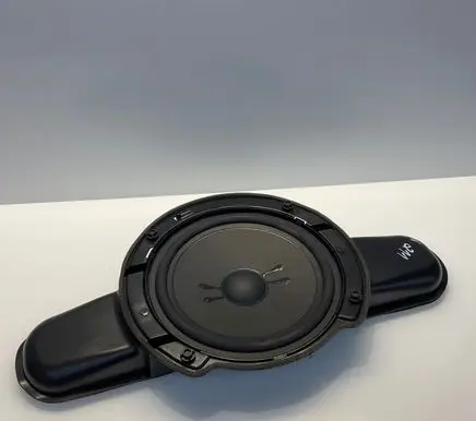 Mercedes-Benz E W211 Parcel shelf speaker A2118200002 2118200002