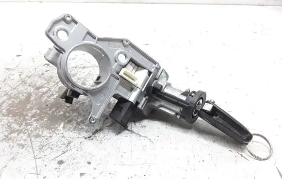 Opel Astra H Ignition lock N0501882
