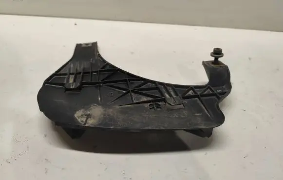 Audi A4 S4 B6 8E 8H Headlight/headlamp mounting bracket