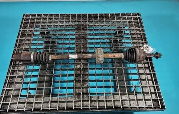 Front driveshaft