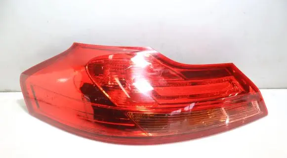 Rear/tail lights