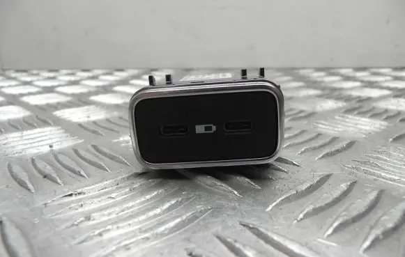 Mercedes-Benz GLE W167 EUR ISO radio connector A1678205201 T8372