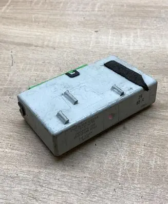 Volvo S40, V40 Alarm control unit/module 30889926