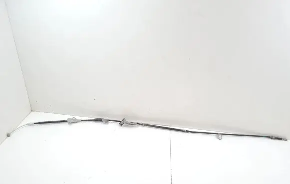 Suzuki Kizashi Hand brake release cable B193