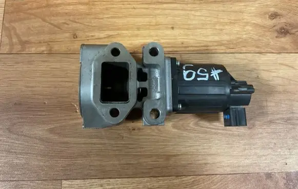 Opel Meriva B EGR valve K5T70380 66633 89737