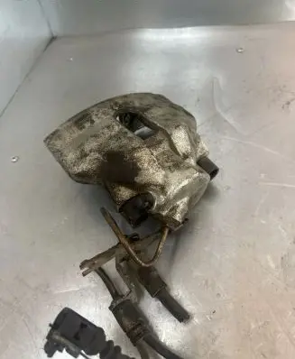 Audi A6 S6 C6 4F Front brake caliper