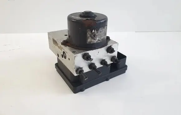 Volkswagen Transporter - Caravelle T5 ABS Pump 7H0907379 7H0614111