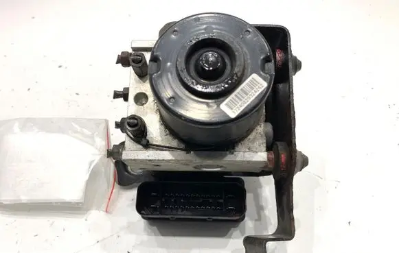 Suzuki Swift I ABS Pump 62J12WD