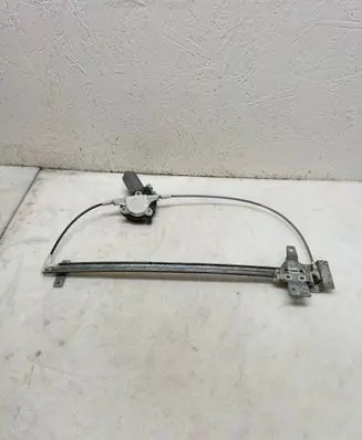 Mercedes-Benz Vito Viano W638 Front door window regulator with motor 0130821666