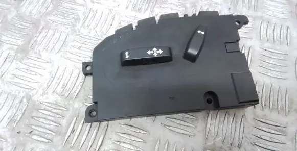 Volvo V70 Seat memory switch 30797730