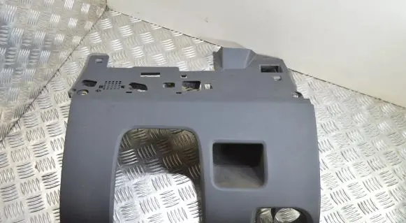 Dashboard lower bottom trim panel