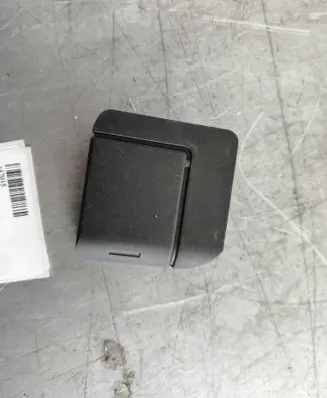 Maserati Quattroporte Battery box tray cover/lid Z47015