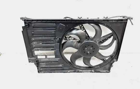 Mini Cooper Countryman F60 Radiator cooling fan shroud 8596240