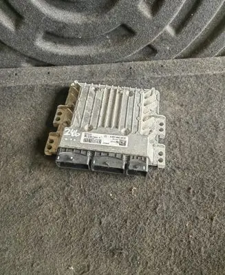 Mercedes-Benz B W246 W242 Engine control unit/module A6079001800