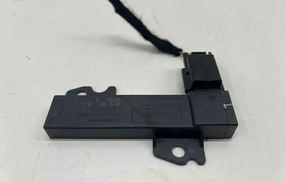 Ford Mustang Mach-E Aerial antenna amplifier DS7T15K603AA