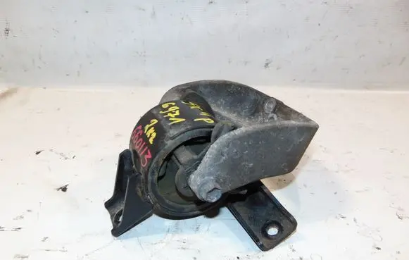 Suzuki SX4 Engine mount bracket 1161080JA0 1164179J00