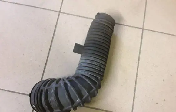 SsangYong Rexton Intake manifold 2372108400