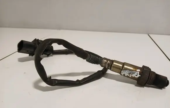 Volkswagen PASSAT CC Lambda probe sensor 1928404687