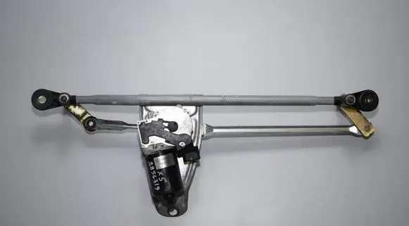 BMW X5 E53 Front wiper linkage 2401287 7046571