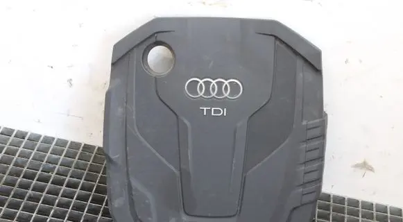 Audi A6 S6 C7 4G Engine cover (trim)