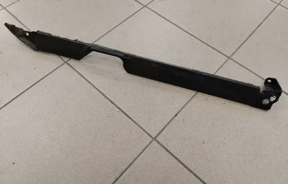 Audi A8 S8 D2 4D Radiator trim 4D0121343A