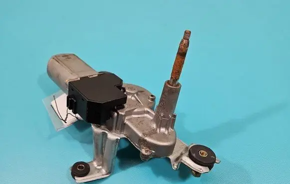 Toyota Corolla E120 E130 Rear window wiper motor 85130-02020 IMPRK1424653