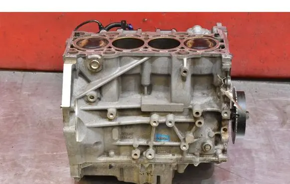 Ford Grand C-MAX Engine block N570A
