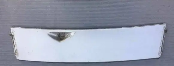 Mercedes-Benz W123 Wiper trim