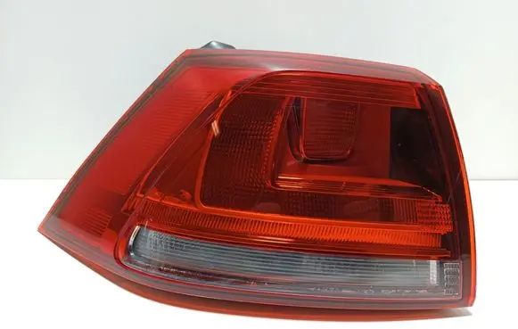Volkswagen Golf VII Rear/tail lights 5G0945095M