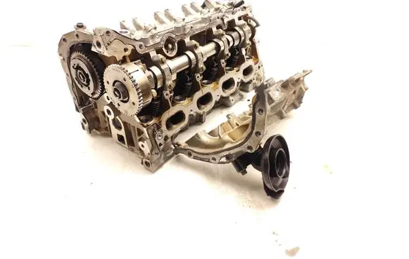Nissan Qashqai Engine head A2820163600 110423582R