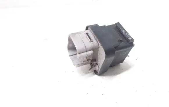 Lexus IS 220D-250-350 Glow plug pre-heat relay 2861067010 1567000671