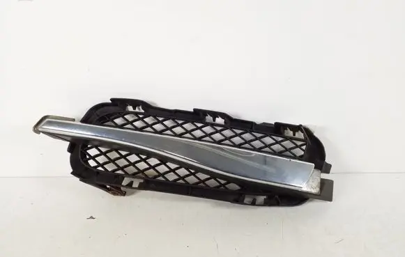 Jaguar XF X250 Front fog light trim/grill 8X2315K233BC