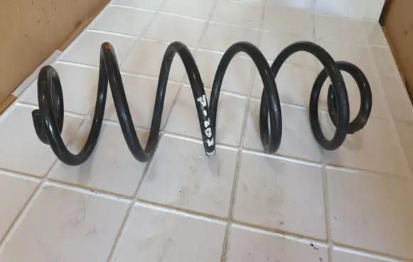 Peugeot 207 Rear coil spring
