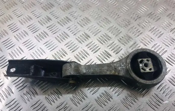 Audi A1 Gearbox mount