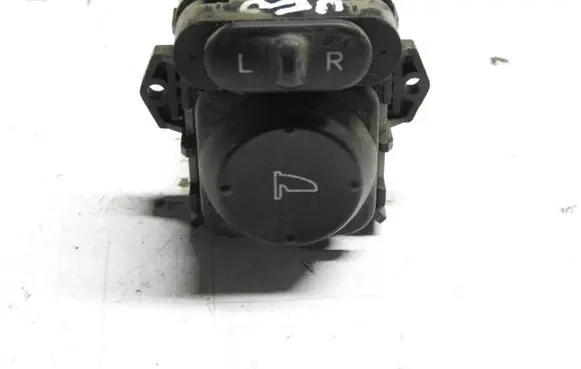 Honda Civic Wing mirror switch SMG-E010 NH167L2077T