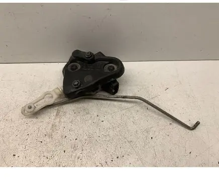 Audi A4 S4 B6 8E 8H Fuel tank cap lock motor 8E5827833