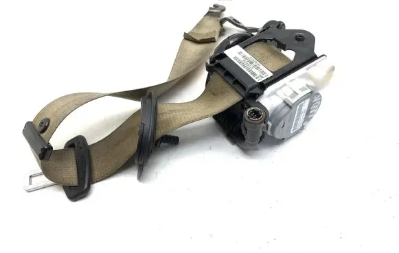 BMW X3 F25 Front seatbelt 3066322 0717E6L1J1