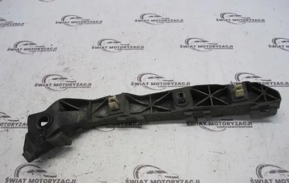 Hyundai i40 Front bumper mounting bracket
